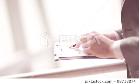 close up.businessman doing market analysis. business concept close up.businessman doing market analysis. business concept 99718874