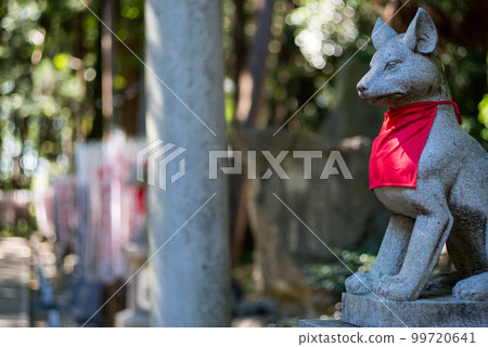 [Toyokawa Inari Shrine] Guardian of the approach to Reikozuka 99720641