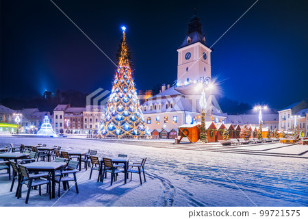 Brasov, Christmas Market in Transylvania - Romania 99721575