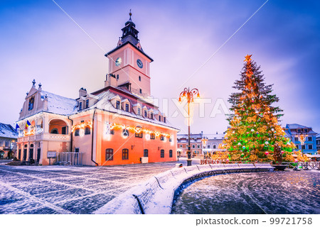 Brasov, Romania. Christmas Tree, Main Square, beautiful city in Transilvania. 99721758