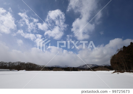 Snow, sky, stars, a trip to feel the winter scenery The winter sky is easy to change Amenimo makezu Kenji Miyazawa Snow, sky, stars, a trip to feel the winter scenery The winter sky is easy to change Amenimo makezu Kenji Miyazawa 99725673