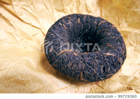 Pressed puer tea. Healthy nutrition and antioxidant drinks 99729360