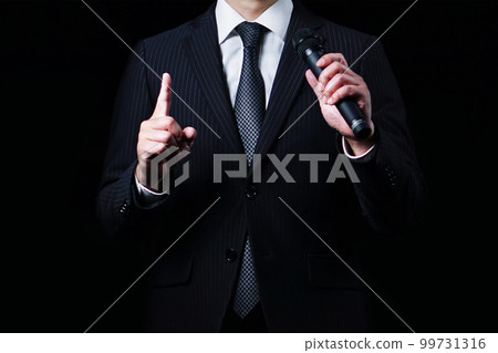 發表演講的商人 99731316