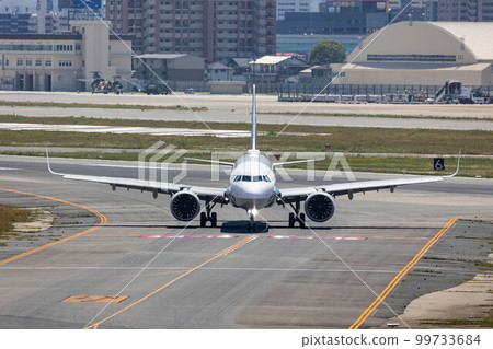 EOSR6.福岡市，ANA前。 99733684