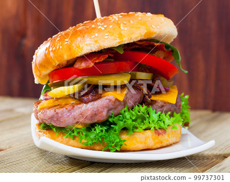 American double cheeseburger 99737301