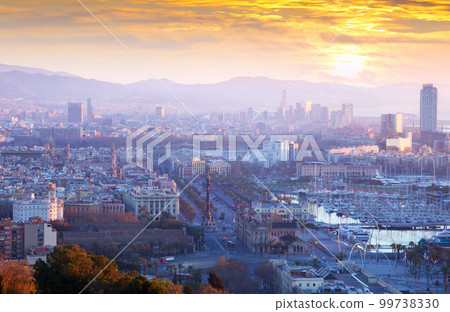 Port and cityspace of Barcelona in early morning 99738330