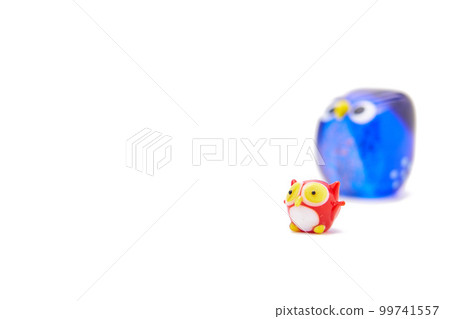 玻璃貓頭鷹雕像 玻璃貓頭鷹雕像 99741557