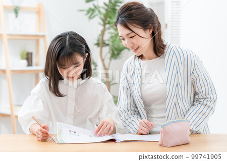 Girl studying Girl studying 99741905