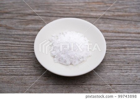 sea salt seasoning 99743898