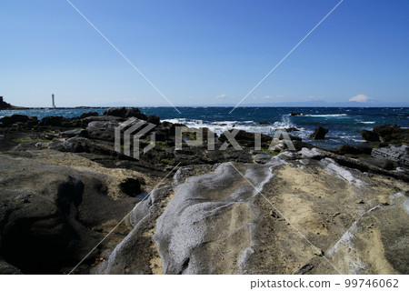 Miura City Moroisozaki Lighthouse, a collaboration between Araihama Kaigan Reef Road and Mt. Fuji 99746062