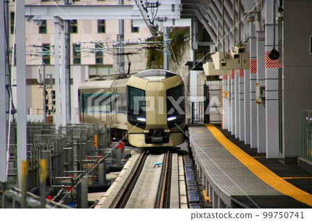 Go on a brand new elevated line/elevated platform that has finished elevated/track switching work... Limited Express Liberty Series 500 99750741