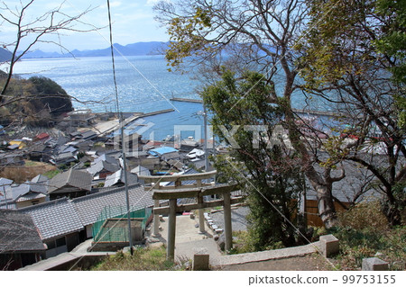 Scenery of Ogijima in winter (Takamatsu City, Kagawa Prefecture) 99753155