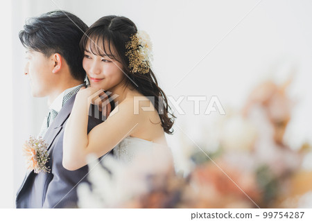 Wedding bride and groom 99754287