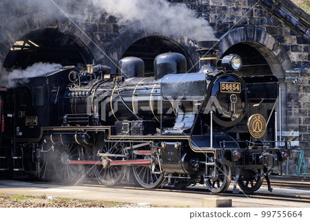 Hitoyoshi locomotive depot and steam locomotive Hitoyoshi before heavy rain Hitoyoshi locomotive depot and steam locomotive Hitoyoshi before heavy rain 99755664