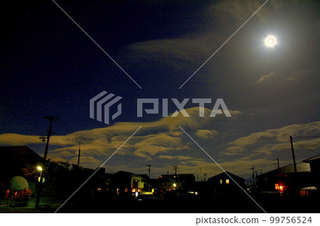 花月亮 花月亮 99756524