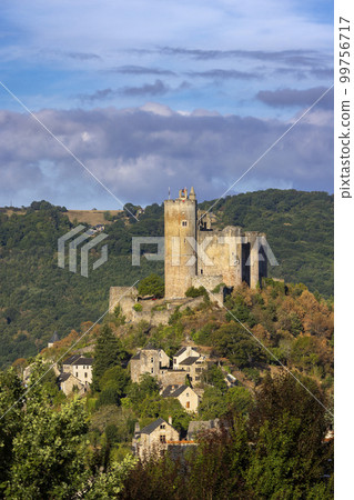 Chateau de Najac, Aveyron, Southern France 99756717