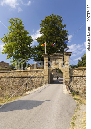 La citadelle de Mont-Louis, France 99757485
