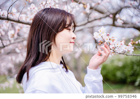 Cherry woman portrait Cherry woman portrait 99758346