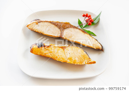 2 kinds of grilled fish 2 kinds of grilled fish 99759174