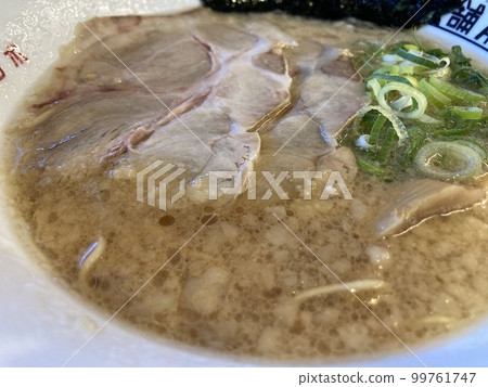 豬骨醬油拉麵 豬骨醬油拉麵 99761747