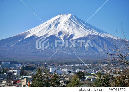 富士山 99761752