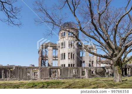新綠與原爆圓頂、和平紀念公園、廣島觀光地、廣島G7首腦會議 99766358