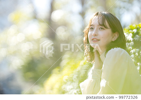 A young woman with semi-long hair A young woman with semi-long hair 99772326