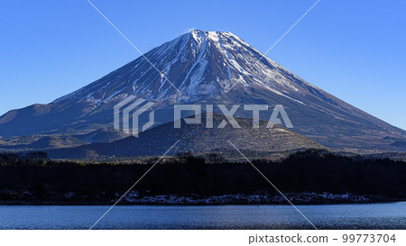Kodaki Fuji in winter, superb view from Lake Shoji 99773704