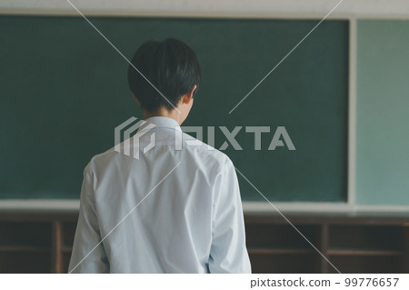 junior high school student, junior high student, middle school student 99776657