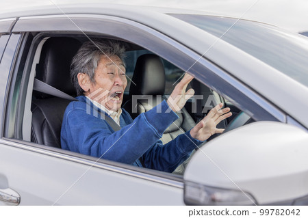 事故中的高級司機 99782042