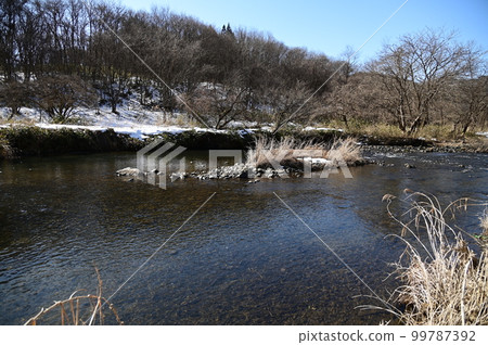 辰藻部川大橋附近的風景 99787392