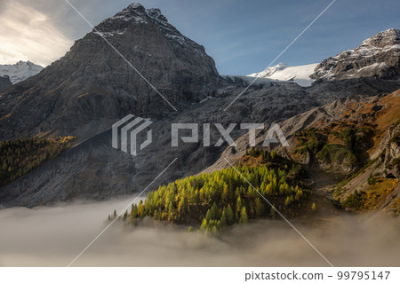 Italian Dolomites, Stelvio pass landscape in south Tyrol, Northern Italy Italian Dolomites, Stelvio pass landscape in south Tyrol, Northern Italy 99795147