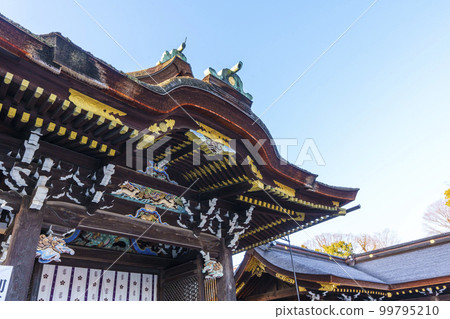 Kitano Tenmangu Shrine in early spring Sankomon Gate (Bakurocho, Kamigyo Ward, Kyoto City) 99795210