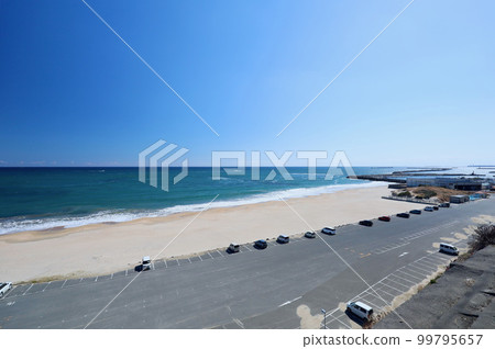 Early March, Kujihama Beach, Ibaraki Prefecture 99795657