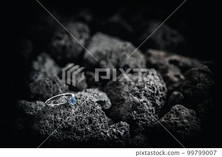 Silver ring with crystals 99799007