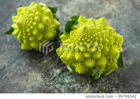 Fresh Romanesco Vegetables 99799342