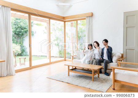 Parent and child family living room sofa fist pump 99806873