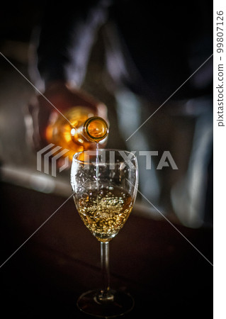 White wine White wine 99807126