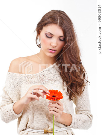 Young woman Young woman 99808014
