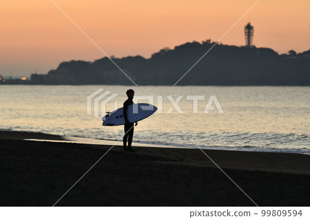 湘南日出和衝浪者 湘南日出和衝浪者 99809594