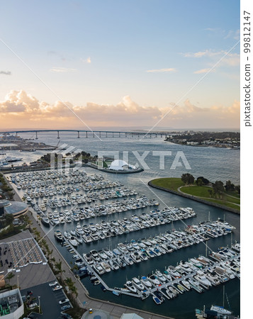 Aerial view of the Embarcadero Marina Park with many ships Aerial view of the Embarcadero Marina Park with many ships 99812147