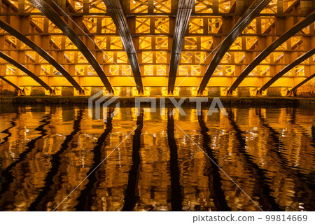 modern architecture Inside with water reflection 99814669