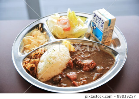 橫須賀咖哩 99839257