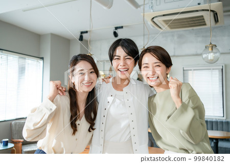 Business person female guts pose 99840182