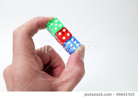 骰子,廣場,廣場,遊戲,手,手,娛樂,數字,骰子,立方體,賭博,賭博,身體 骰子,廣場,廣場,遊戲,手,手,娛樂,數字,骰子,立方體,賭博,賭博,身體 99842505