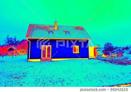 Low emission house and heat losses measurement result Low emission house and heat losses measurement result 99842628