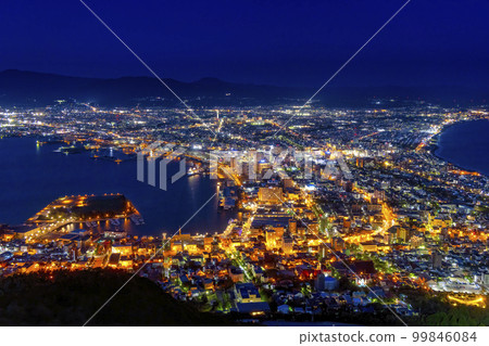 函館夜景(九月北海道晴天) 函館夜景(九月北海道晴天) 99846084