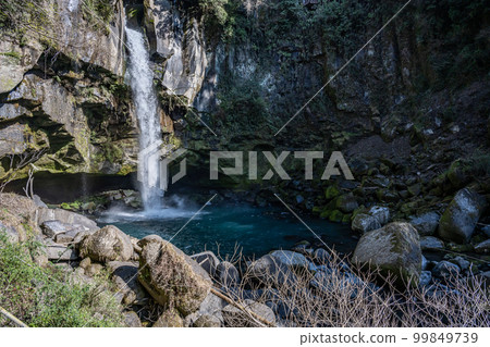 Inukai waterfall 99849739