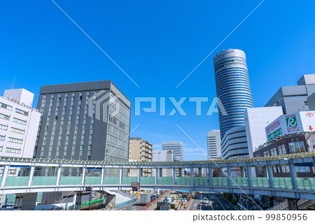 Yokohama cityscape in Japan Looking forward to Shin-Yokohama Station, which will be more convenient with the opening of the Sotetsu Shin-Yokohama Line and Tokyu Shin-Yokohama Line (March) 99850956