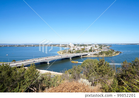 View of the Swan River and South Perth as they flow through Perth 99852201